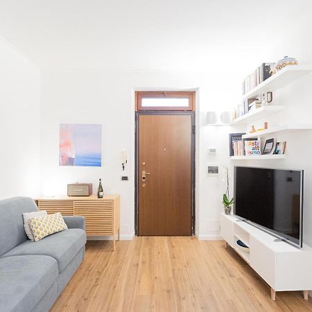 Ferienwohnung Rosart House By Rent All Como Exterior foto