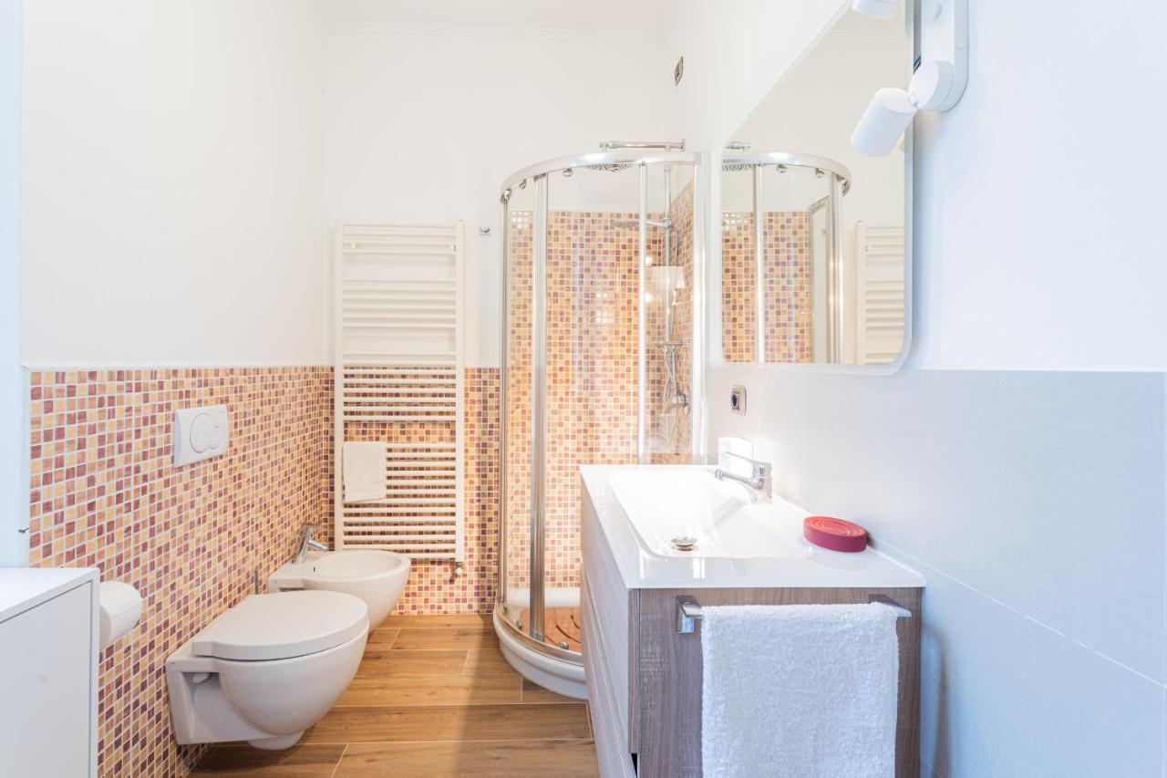 Ferienwohnung Rosart House By Rent All Como Exterior foto